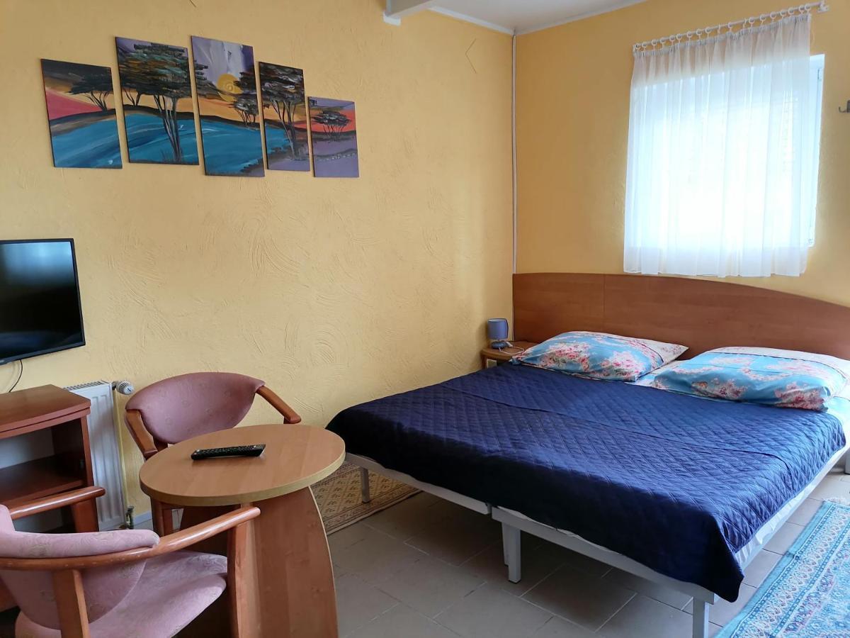 Dom Pod Gruszka Apartment Pobierowo Exterior photo