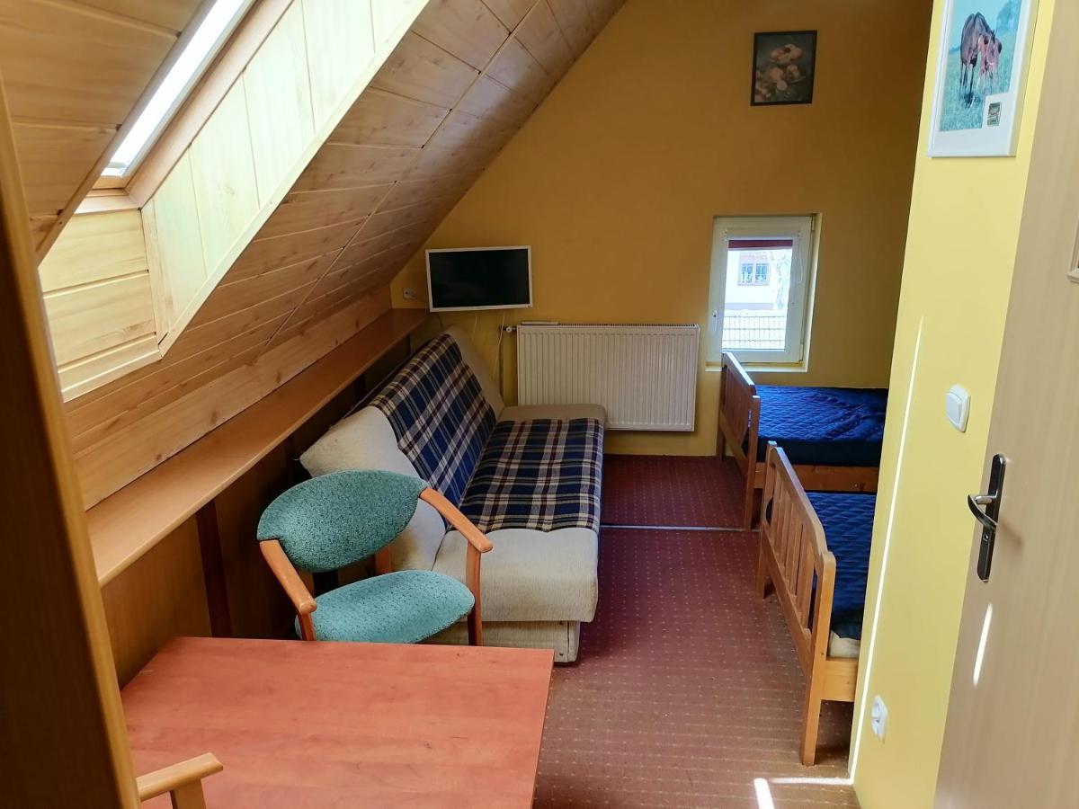Dom Pod Gruszka Apartment Pobierowo Exterior photo