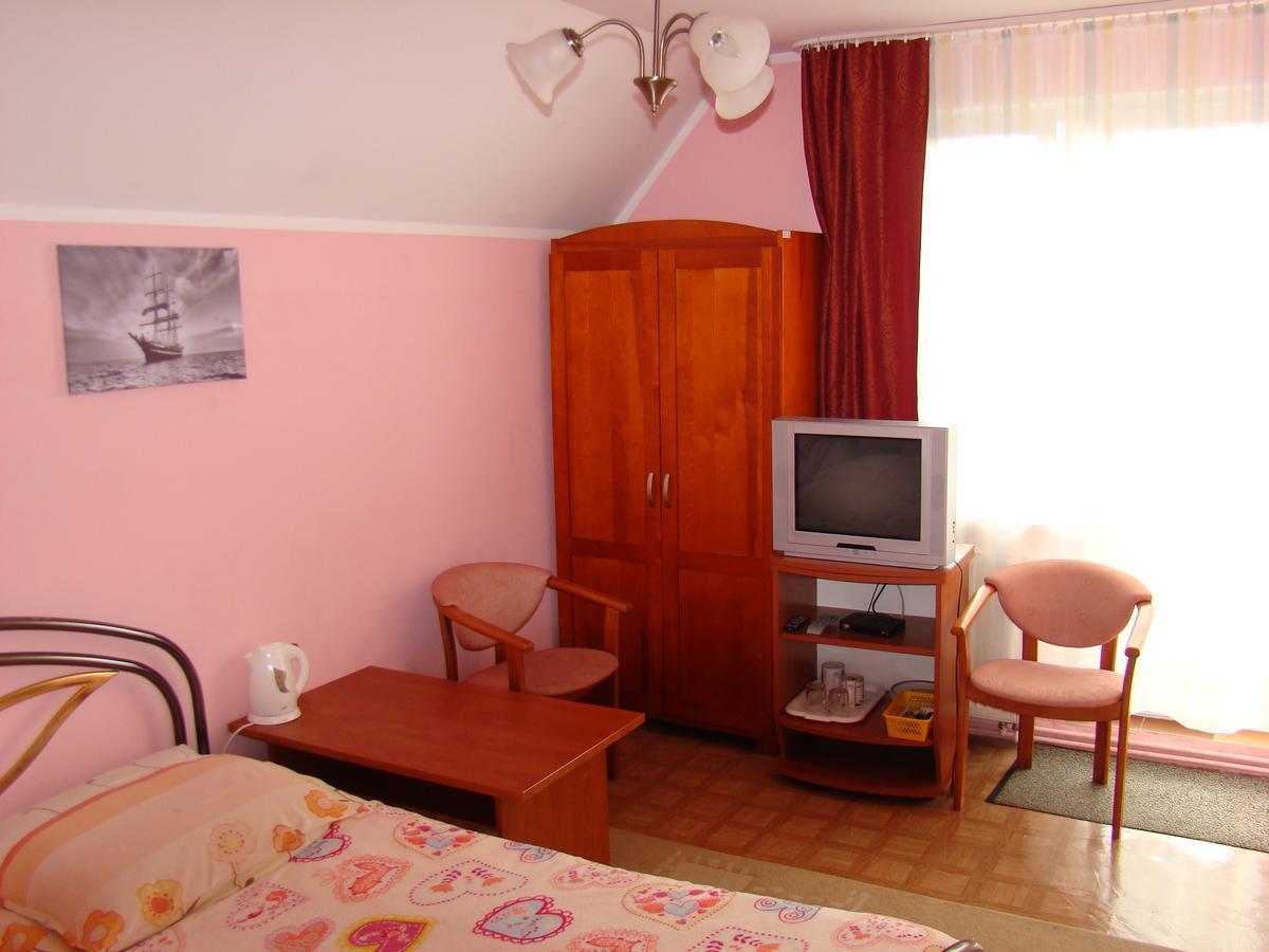 Dom Pod Gruszka Apartment Pobierowo Exterior photo