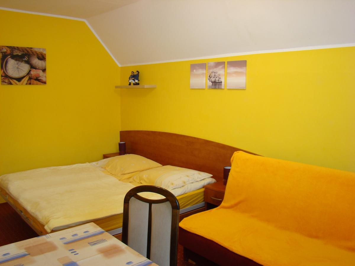Dom Pod Gruszka Apartment Pobierowo Exterior photo