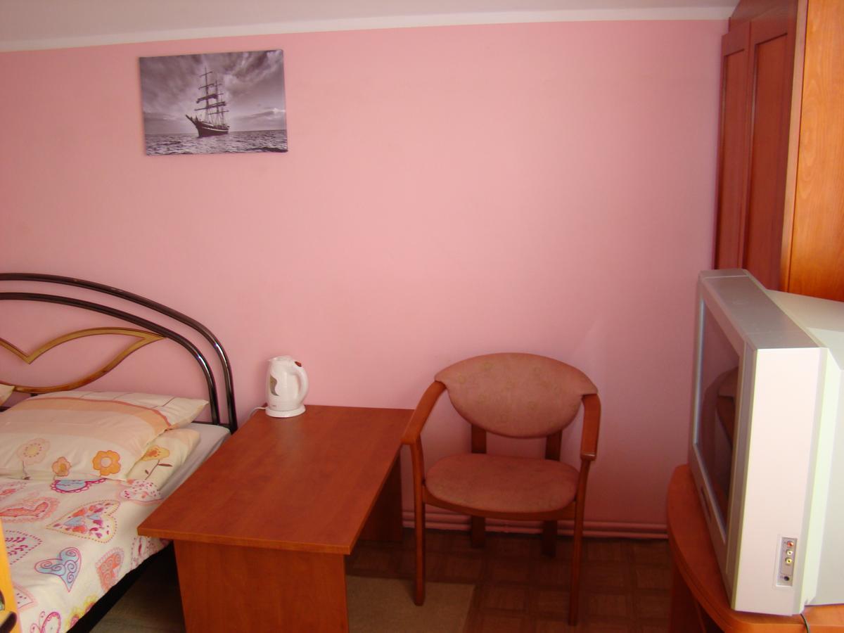 Dom Pod Gruszka Apartment Pobierowo Exterior photo